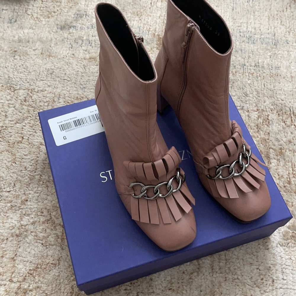 Stuart Weitzman size 39